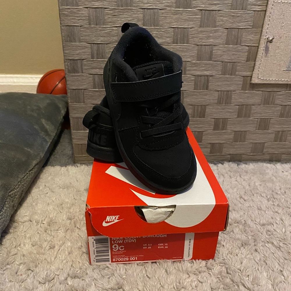 Nike Gym Shoes